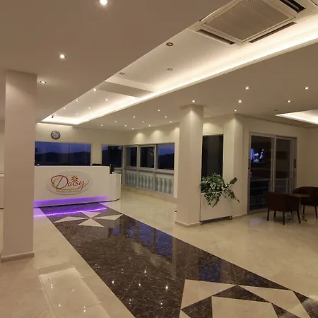 Hotel Daisy Garden 3*